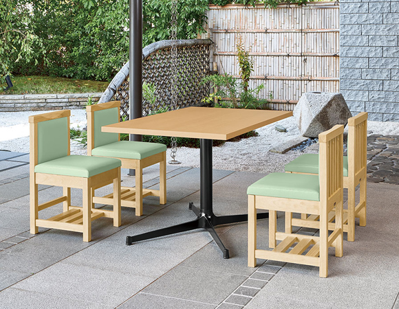 Marukatsu宇陀N椅子を使用した店舗