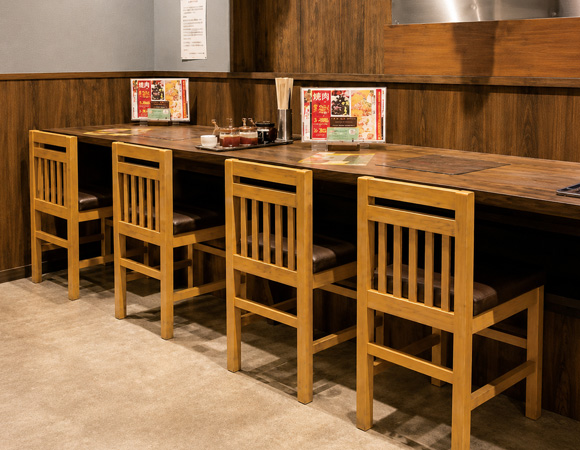 TB-樹を使用した飲食店店舗